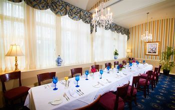 Hotel Nittany Lion 4*