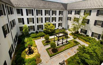 Nittany Lion Hotel